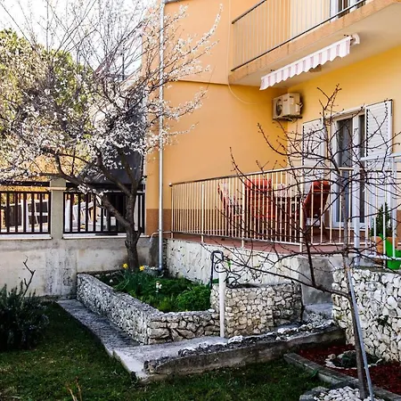Mastrinka Nyaraló Trogir